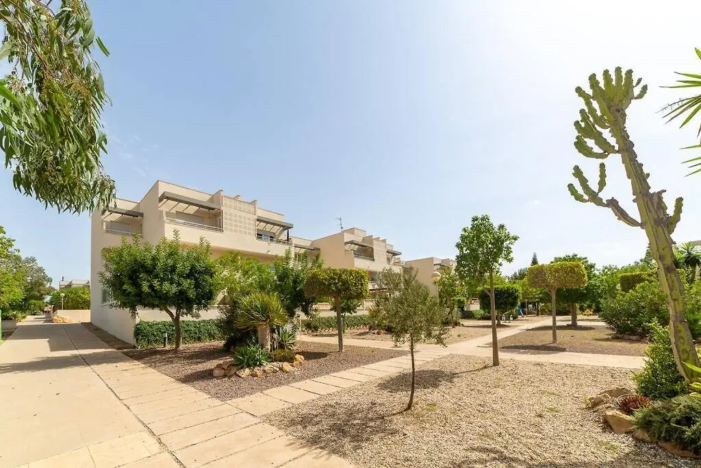 Trendy Homes Toyo Golf Almeria Apartment